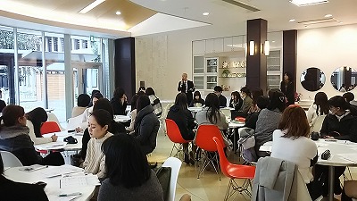 ２０１７内定者体験発表会①.jpg