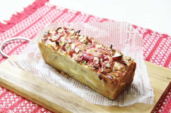 りんごとくるみのクリームチーズケーキ