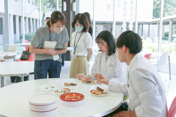 試食会