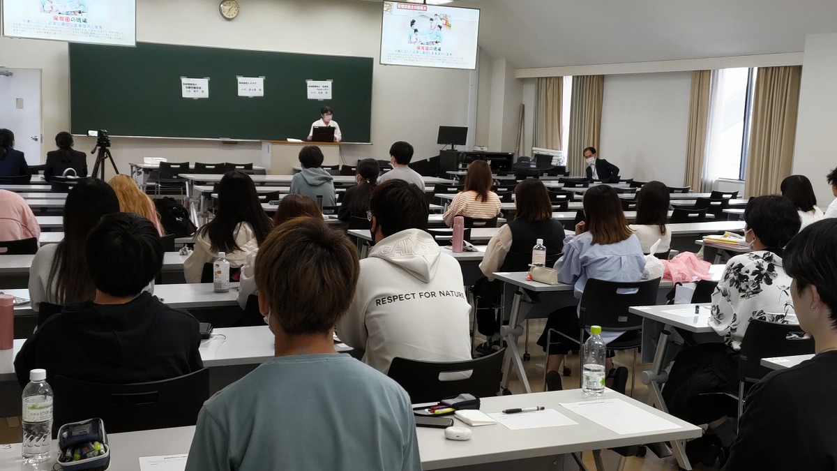 2023先輩からの講演②.jpg