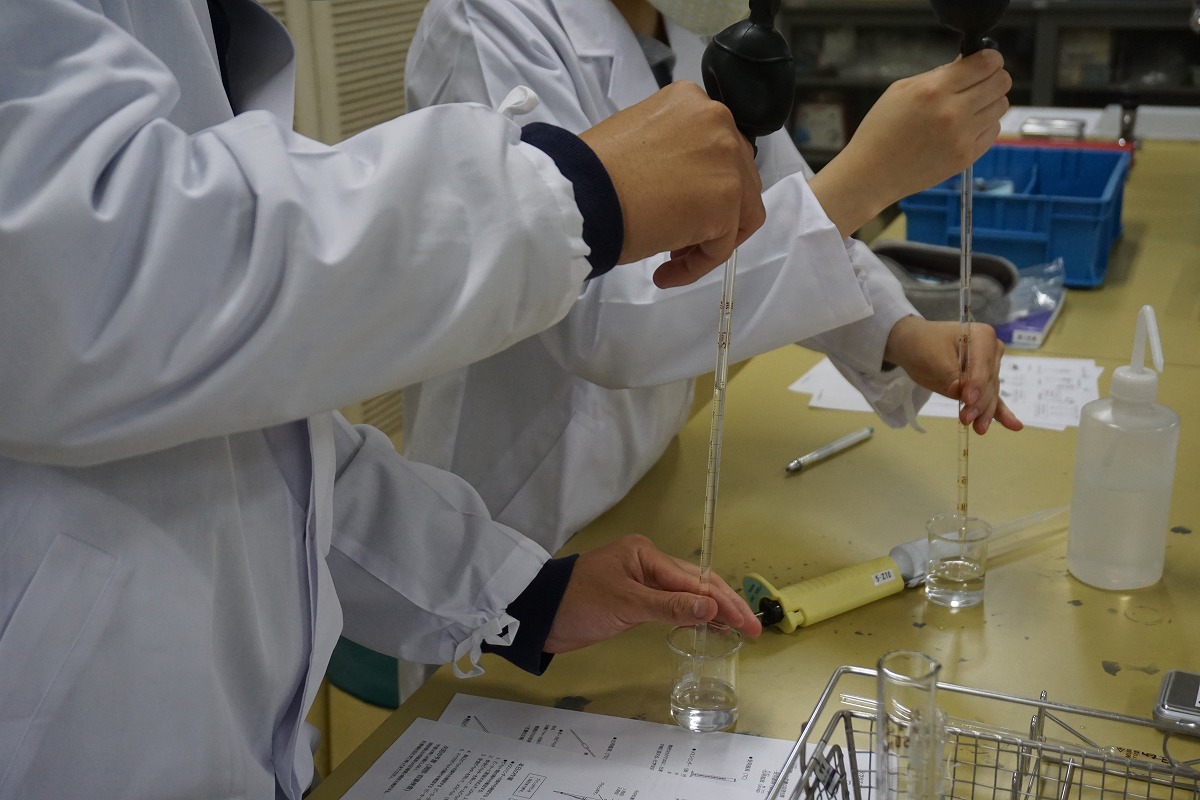 発達栄養学科 生化学実験 実験器具の操作方法 相愛ブログ 相愛大学