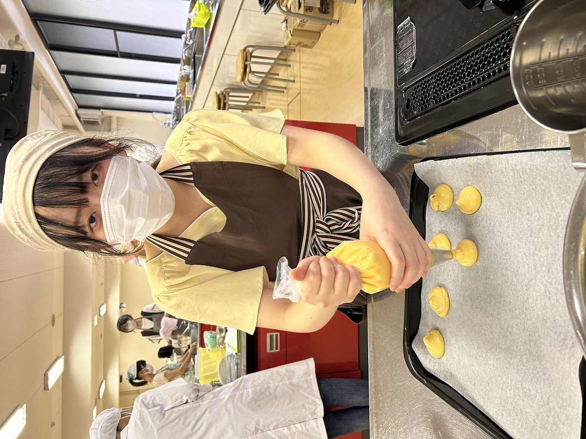 シュークリーム６