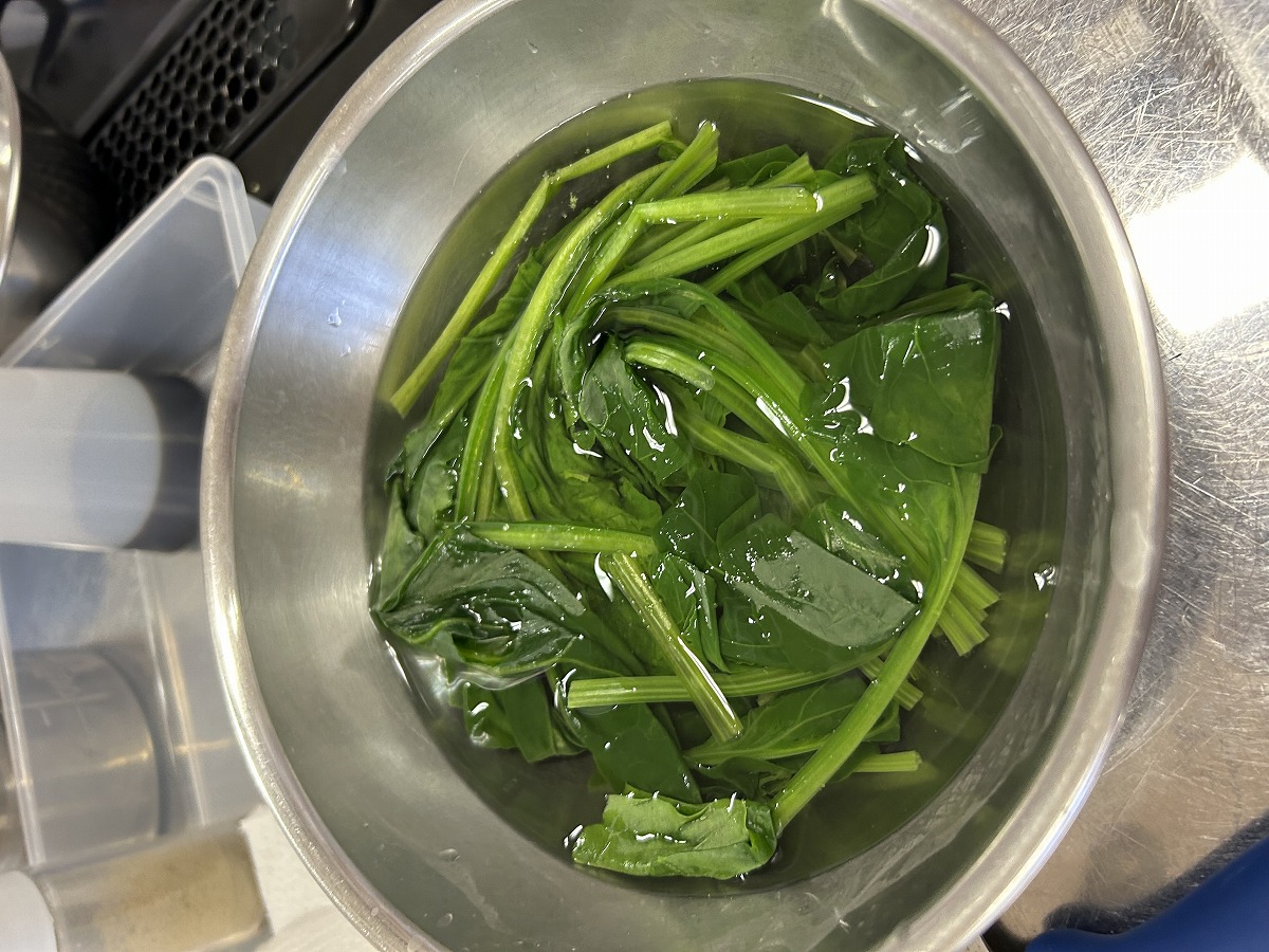 ほうれん草白和え１