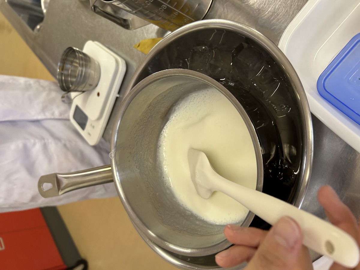 杏仁豆腐１